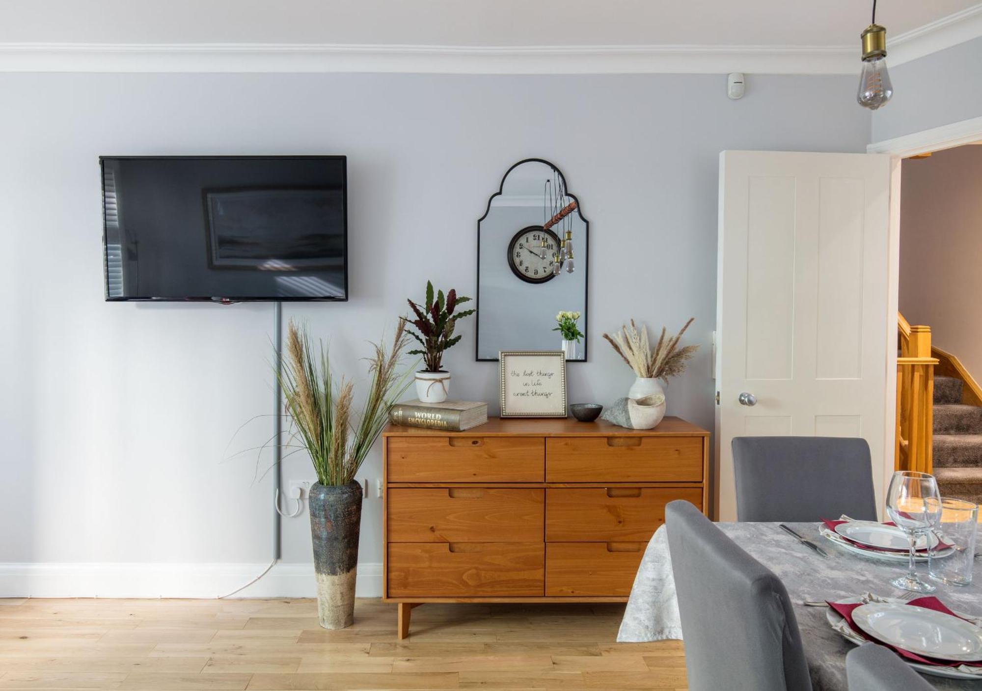 Spacious Quiet 4Bedrooms 6Beds House With Private Garage 5Min Walk To Paddington Station لندن المظهر الخارجي الصورة